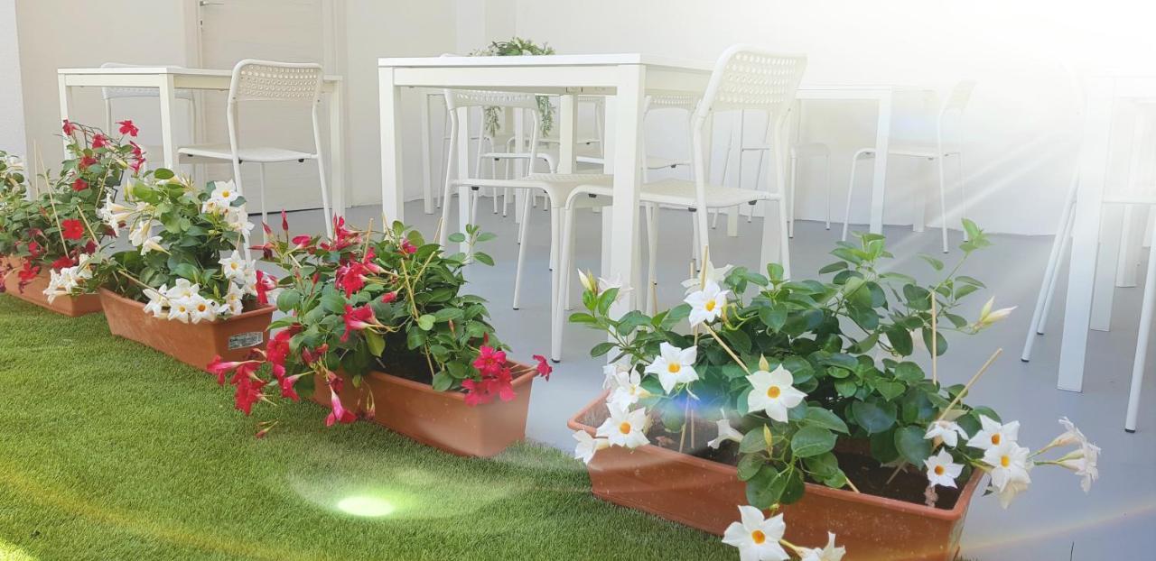 La Smeralda - Boutique Rooms And Breakfast Golfo Aranci Dış mekan fotoğraf